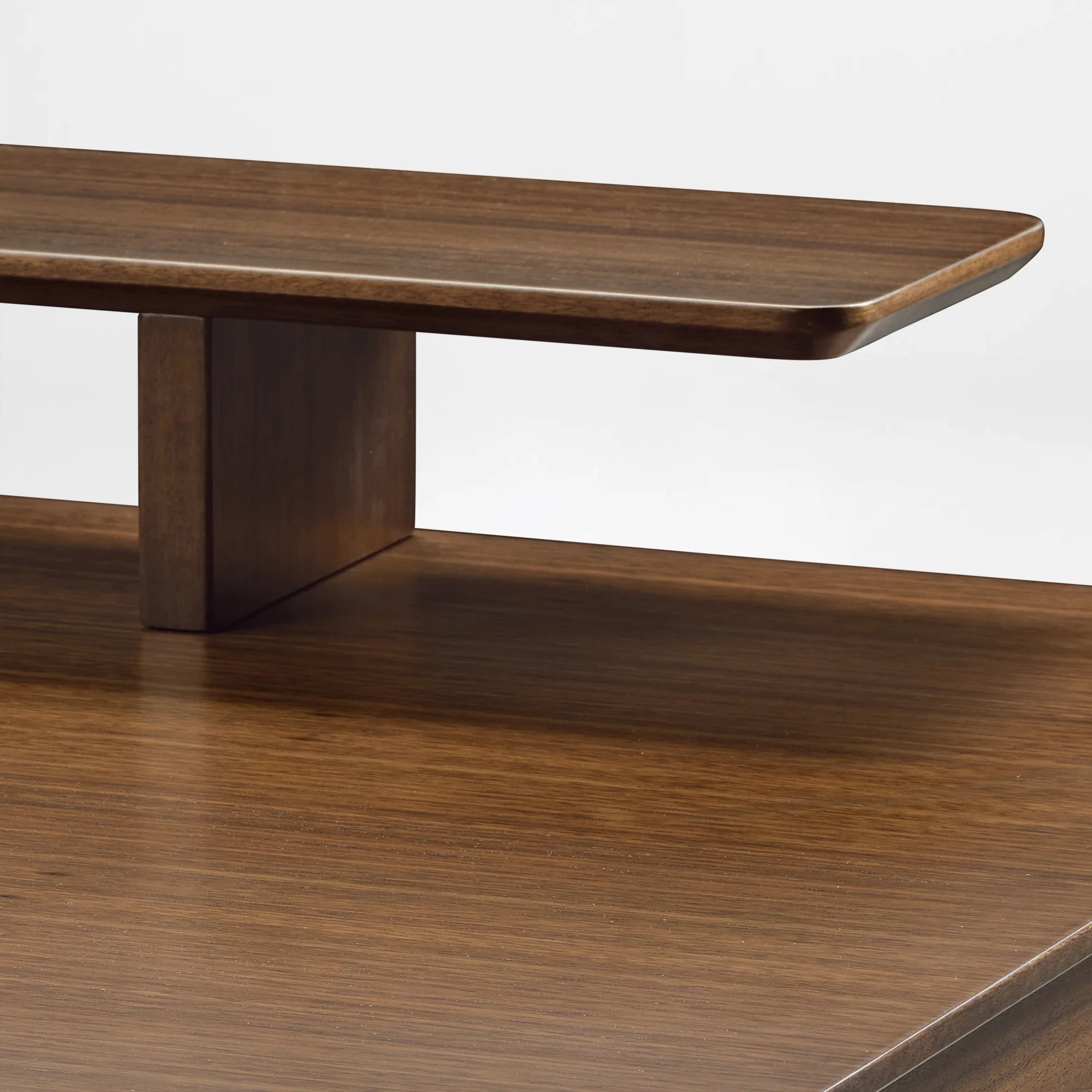 Ark Executive Standing Desk (63"X29")